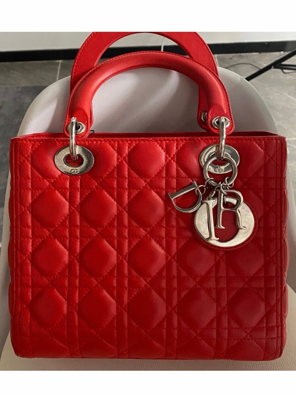 #R28 The Lady Dior in Vivid Red, Medium Size Tote Bag